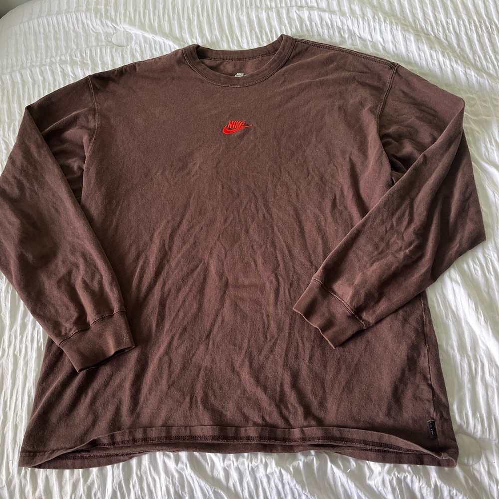 Nike Brown Long Sleeve Tee Classic Fit